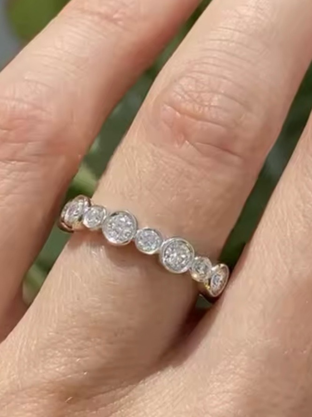 18k Bezel Band